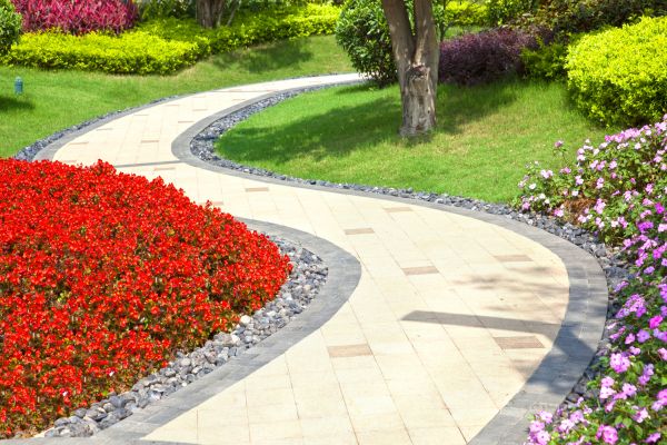 Cost of Garden Walkway Installation in Lebanon