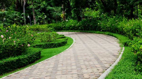 Cost of Paver Walkway Repair in Lebanon