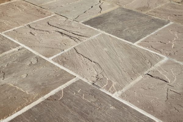 Cost of Paving Tile Installation in Lebanon